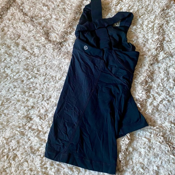 Lululemon 2-in-1 Tank - Picture 3 of 5